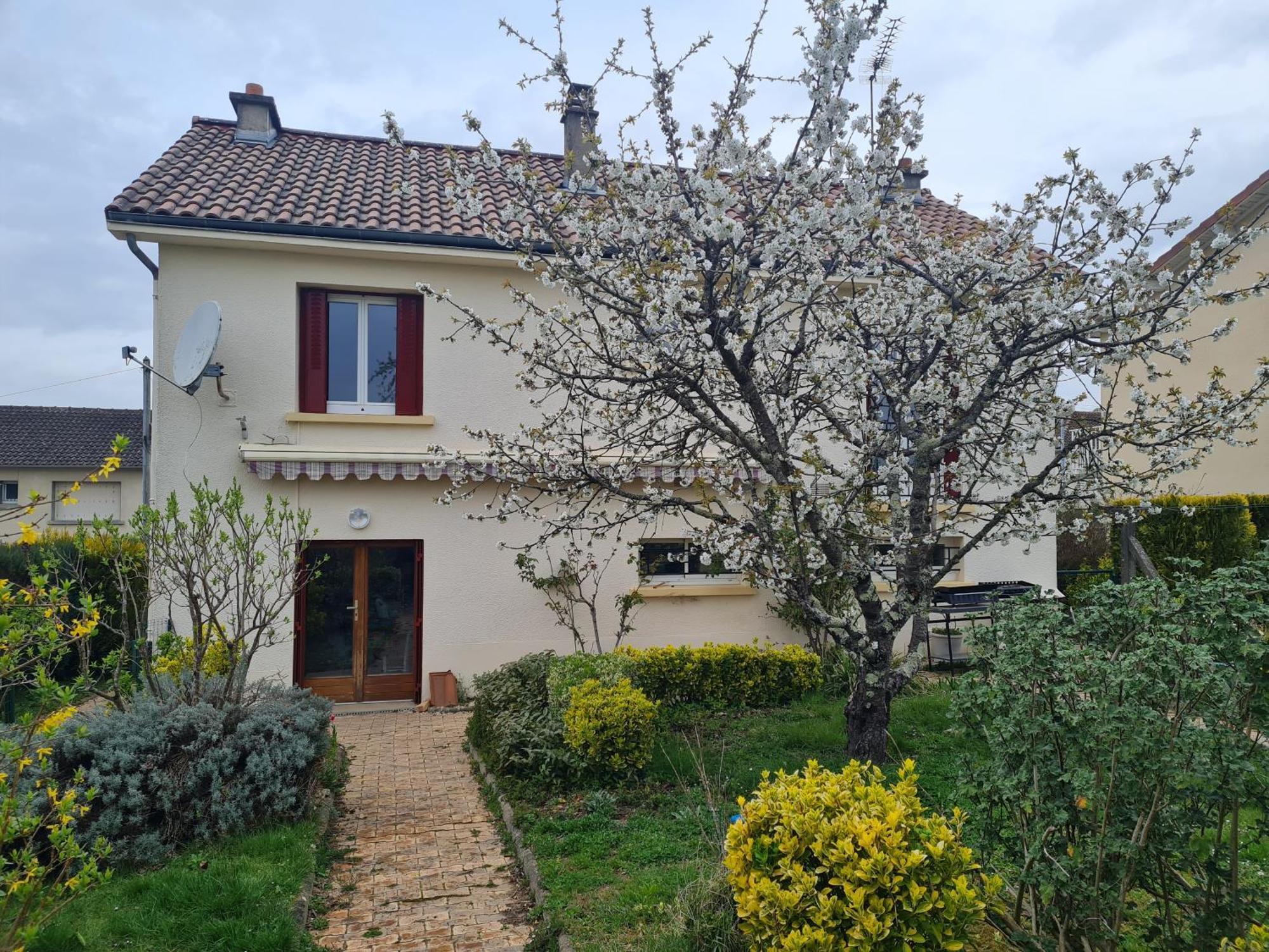 Logement Cosy Au Coeur D'Oradour Dış mekan fotoğraf